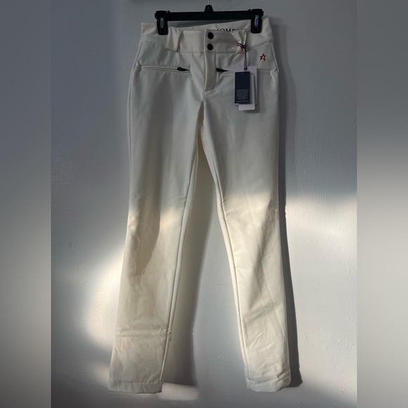 Never worn Perfect Moment Aurora Skinny Ski Pants with tag